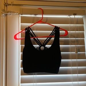 Black sports bra
